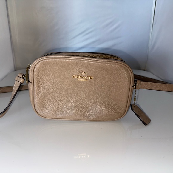 Coach | Bags | Coach Mini Jamie Camera Bag Signature Canvas Chalk Coach | Bags | Coach Mini Jamie Camera Bag Signature Canvas Chalk